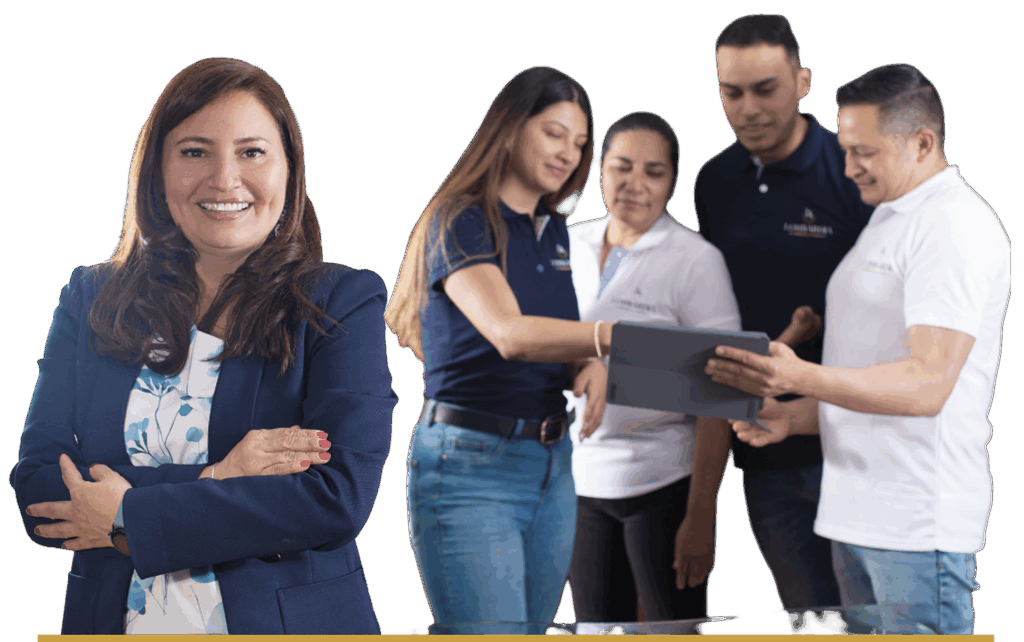 Equipo jurídico de Lombardia Abogados en sesión de trabajo, enfocados en brindar soluciones legales estratégicas para la recuperación de activos. Firma con amplia experiencia en procesos legales seguros, efectivos y ágiles para recuperar capitales, bienes e inmuebles.